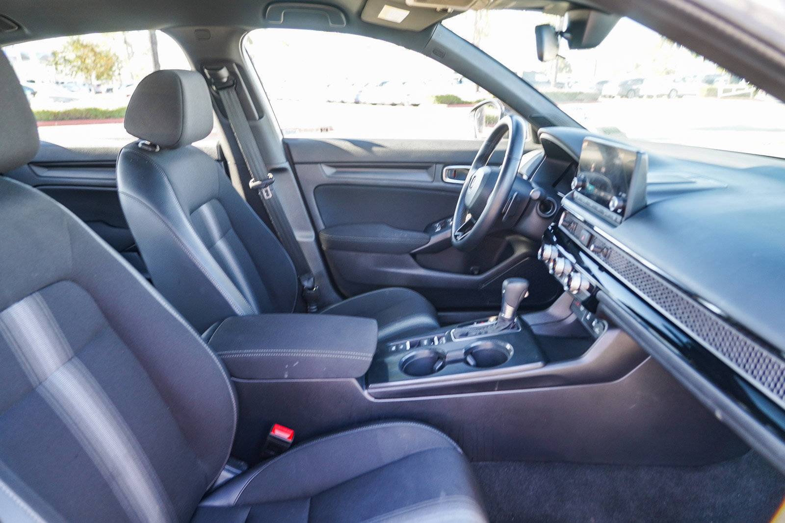 Used 2025 Honda Civic Sport image 19