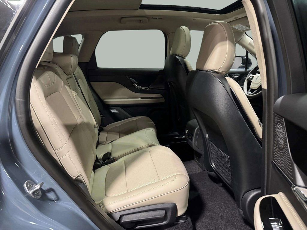 Used 2025 Lincoln Corsair Grand Touring image 25