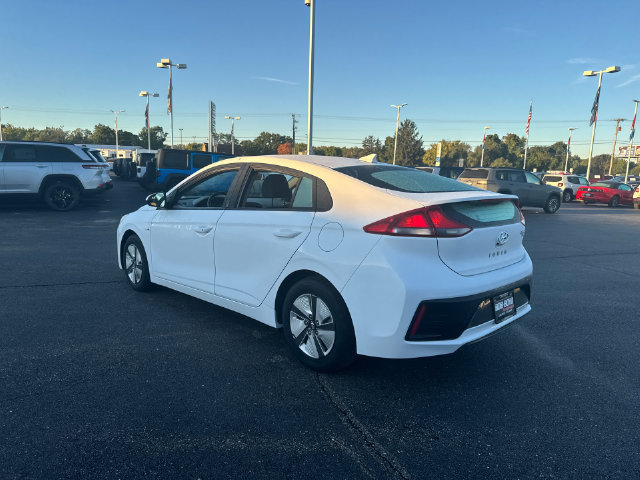 Used 2017 Hyundai Ioniq Blue FWD image 5