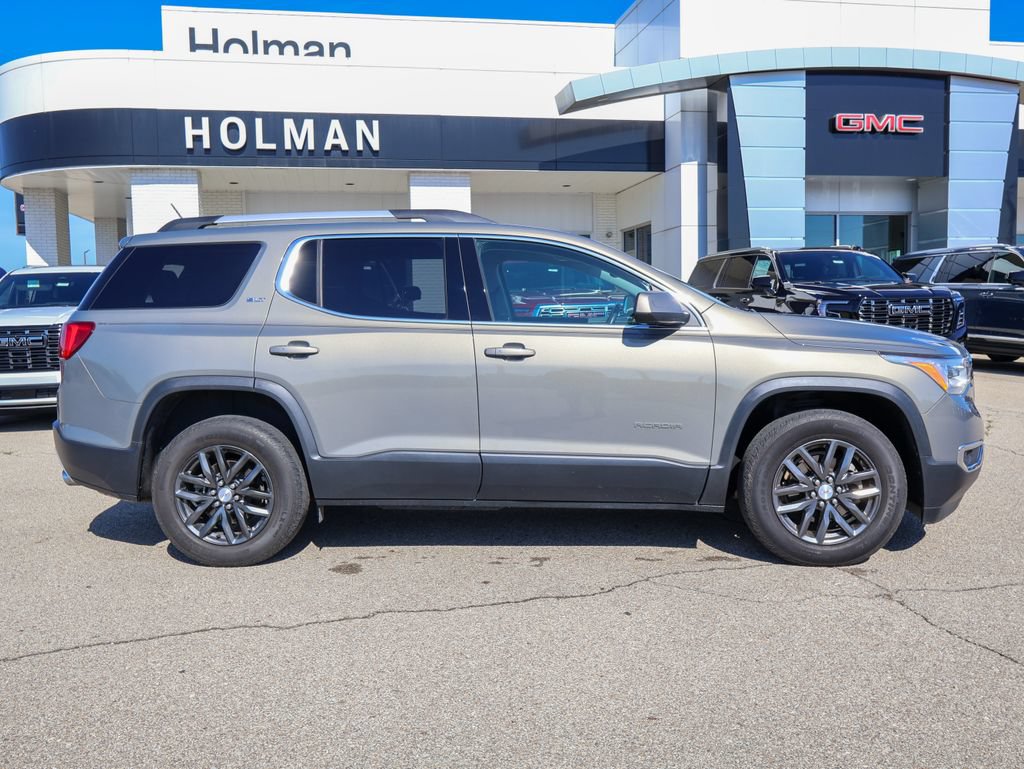Used 2019 GMC Acadia SLT FWD image 2