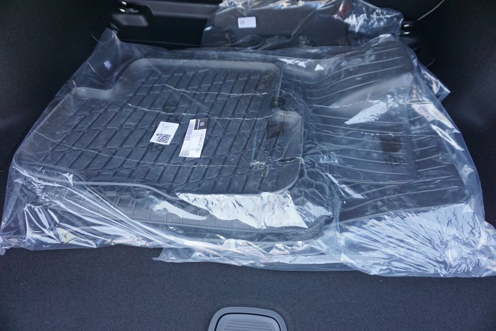Certified 2025 Mercedes-Benz C 300 Sedan image 67