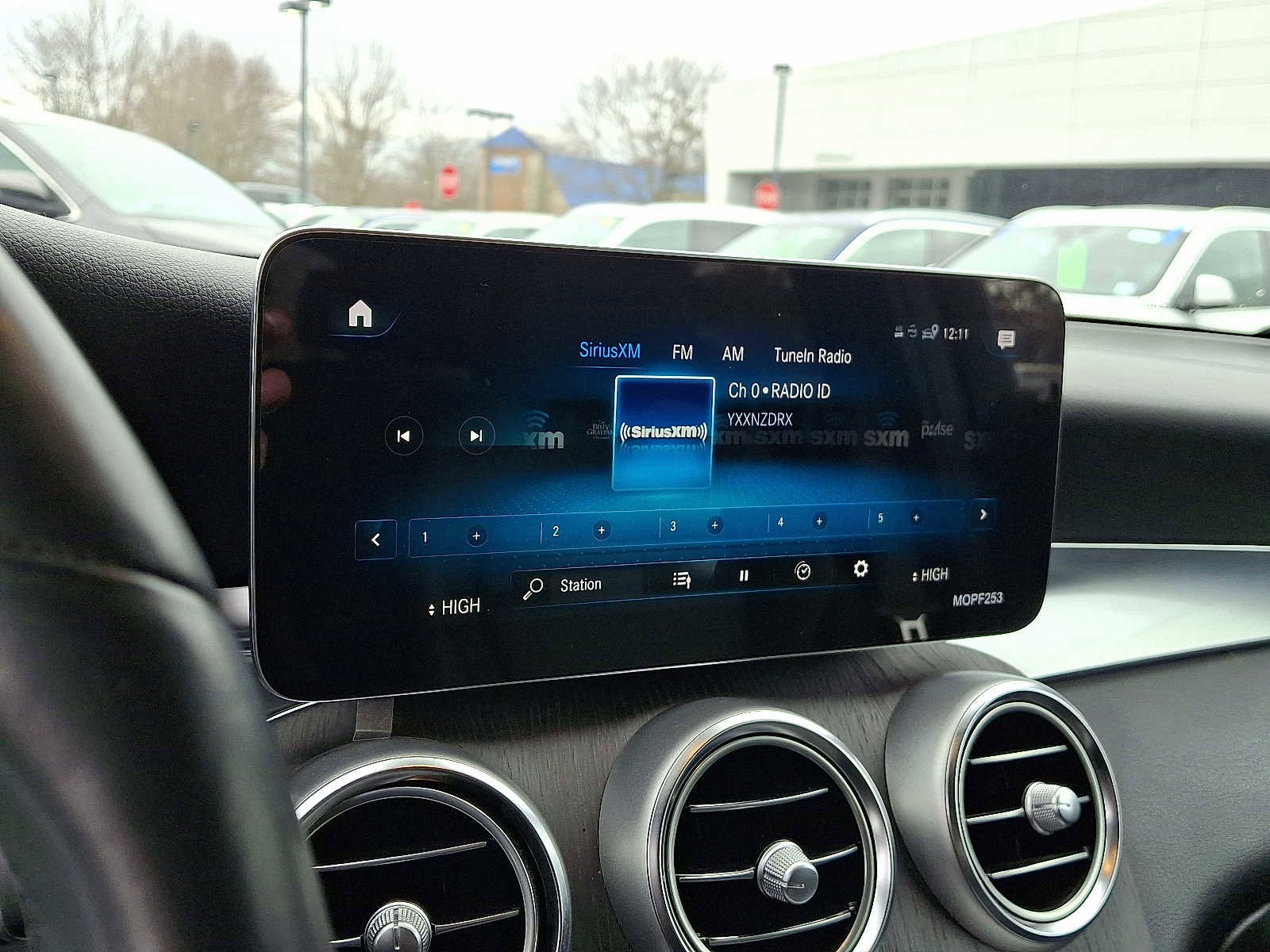 Used 2022 Mercedes-Benz GLC 300 4MATIC image 17