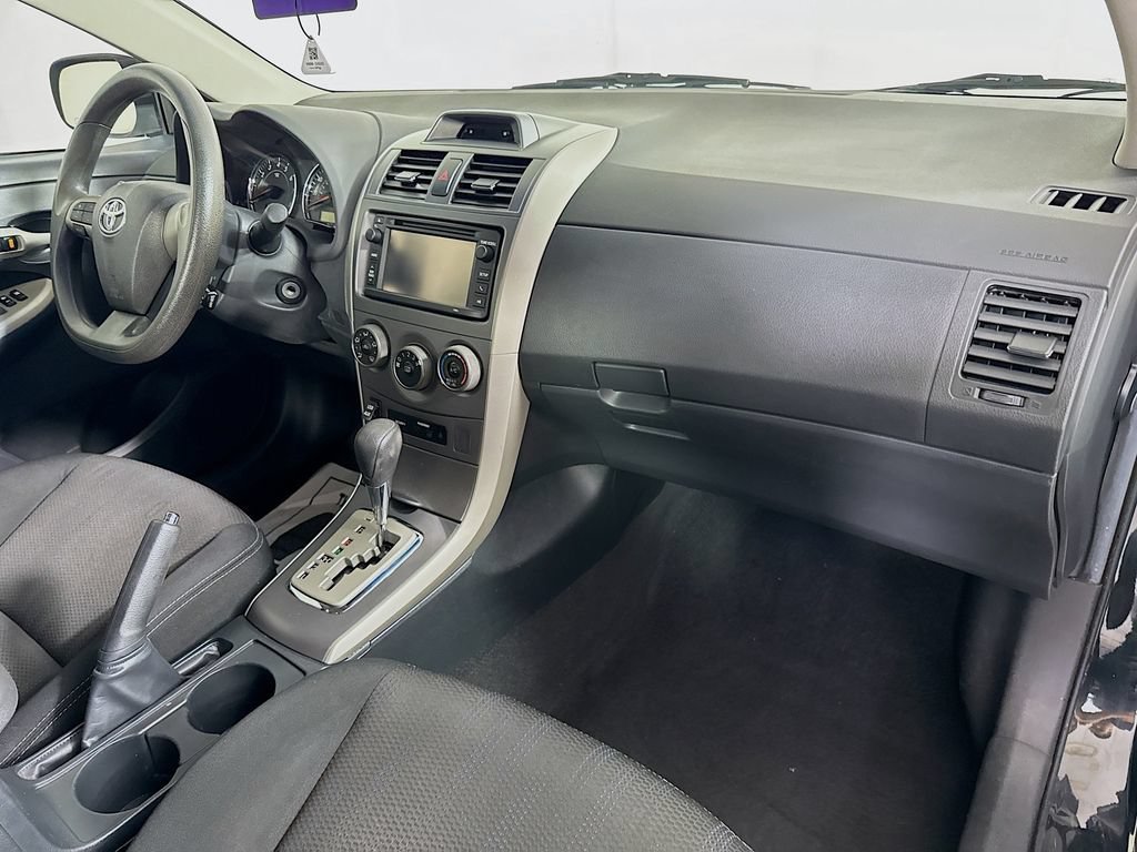 Used 2013 Toyota Corolla S FWD image 31