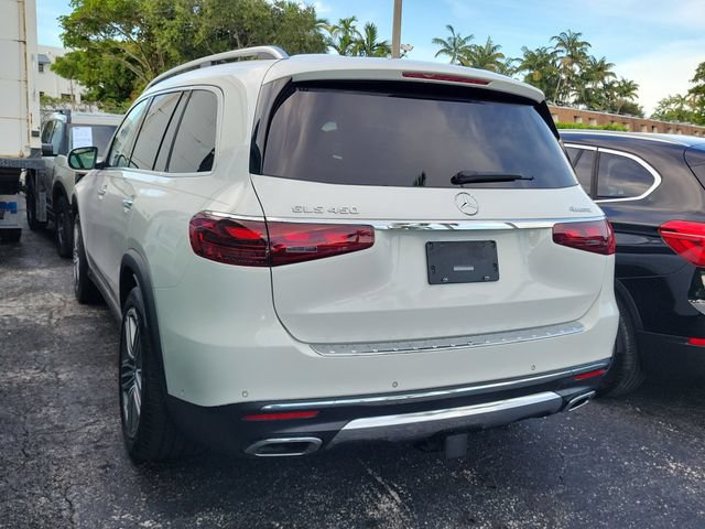 Used 2024 Mercedes-Benz GLS 450 4MATIC image 4