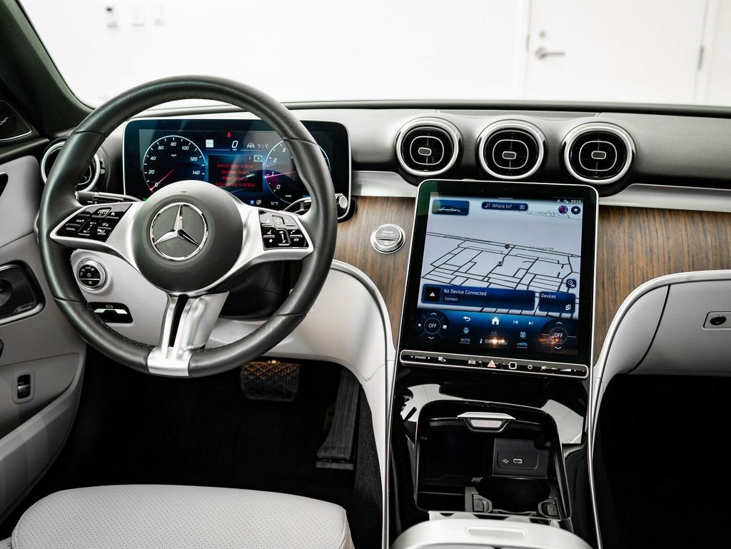Certified 2024 Mercedes-Benz C 300 4MATIC Sedan image 31