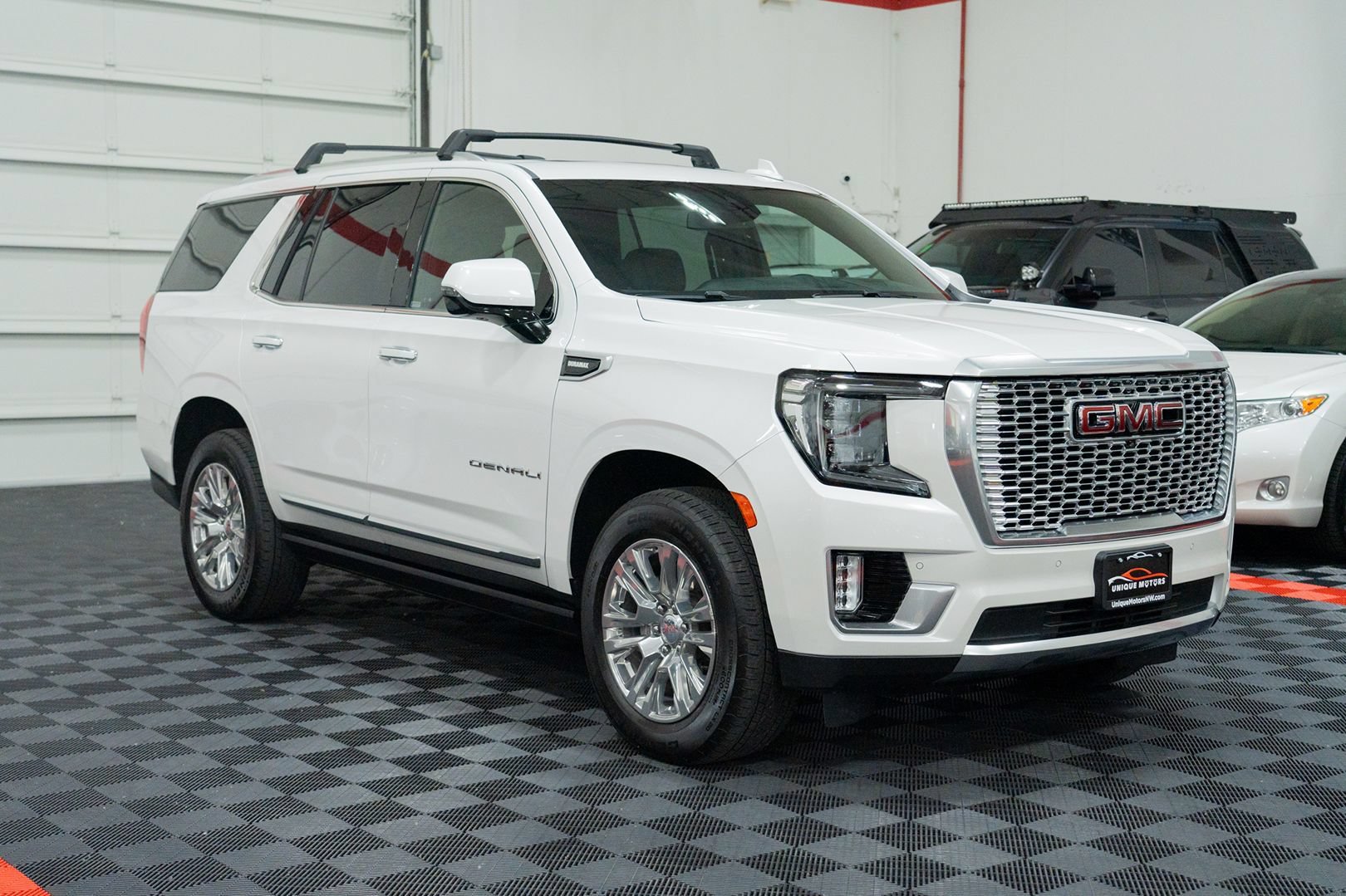 Used 2024 GMC Yukon Denali AWD/4WD image 12
