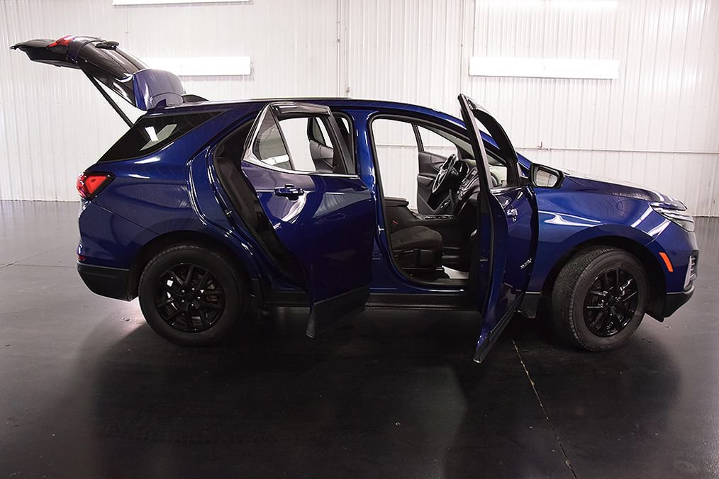 Used 2022 Chevrolet Equinox LT AWD/4WD image 32