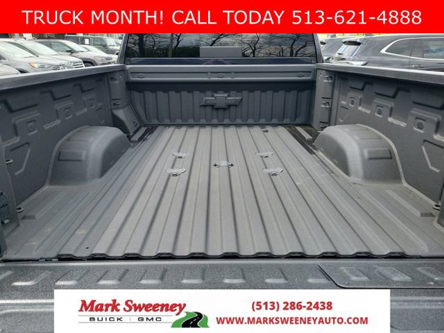 Used 2024 Chevrolet Silverado 2500 LTZ w/ LTZ Convenience Package image 8