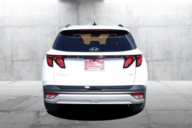 Used 2025 Hyundai Tucson SEL AWD/4WD image 6