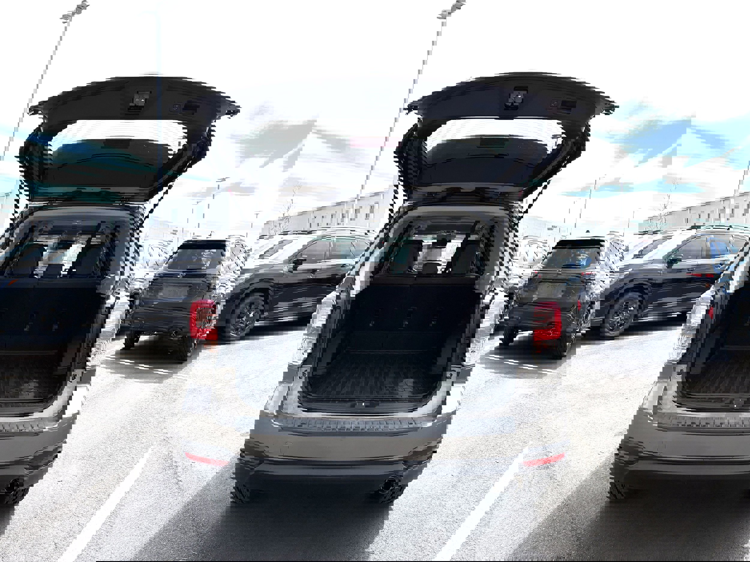 Used 2017 Subaru Forester 2.5i Touring image 11