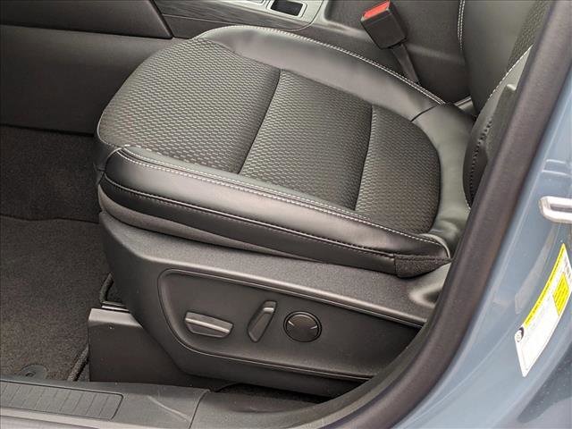 New 2025 Ford Escape SE image 4