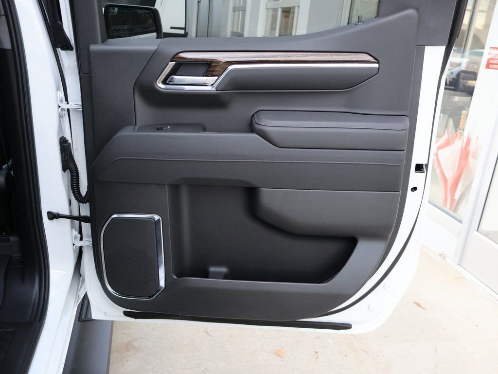 New 2026 GMC Sierra 1500 Elevation w/ Elevation Premium Package image 40