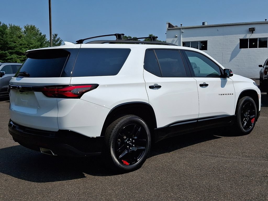 Used 2023 Chevrolet Traverse Premier w/ Redline Edition AWD/4WD image 6