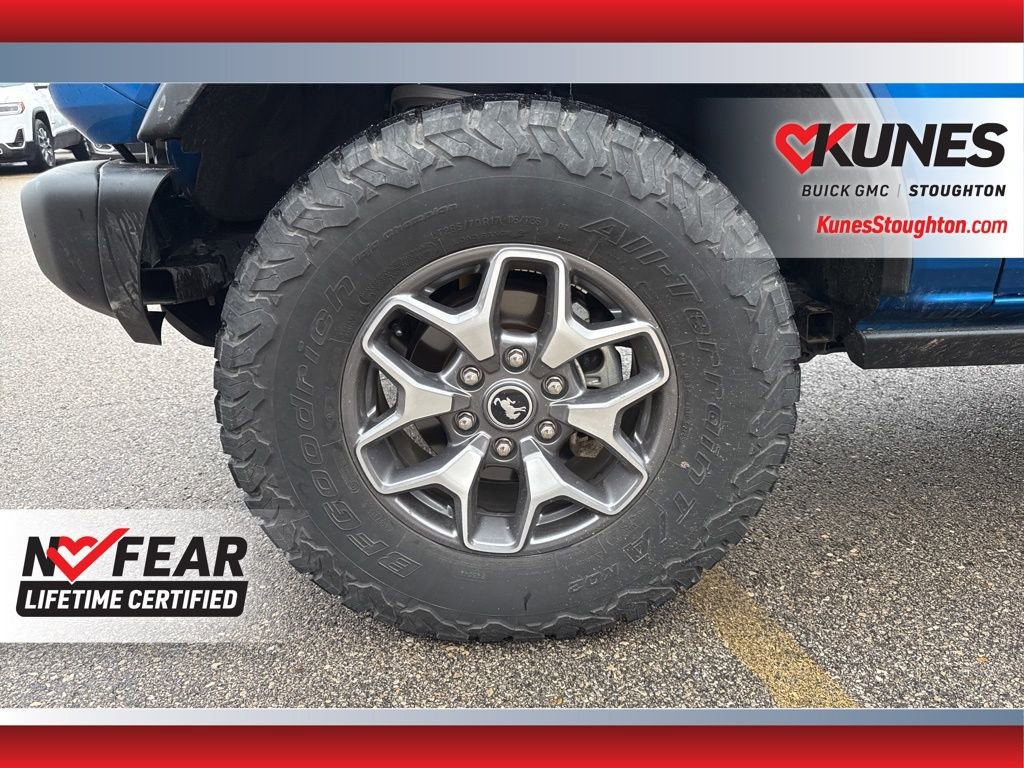 Used 2023 Ford Bronco Badlands image 16