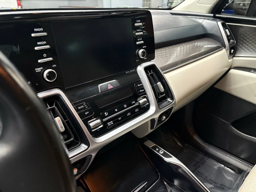 Used 2021 Kia Sorento S FWD image 23