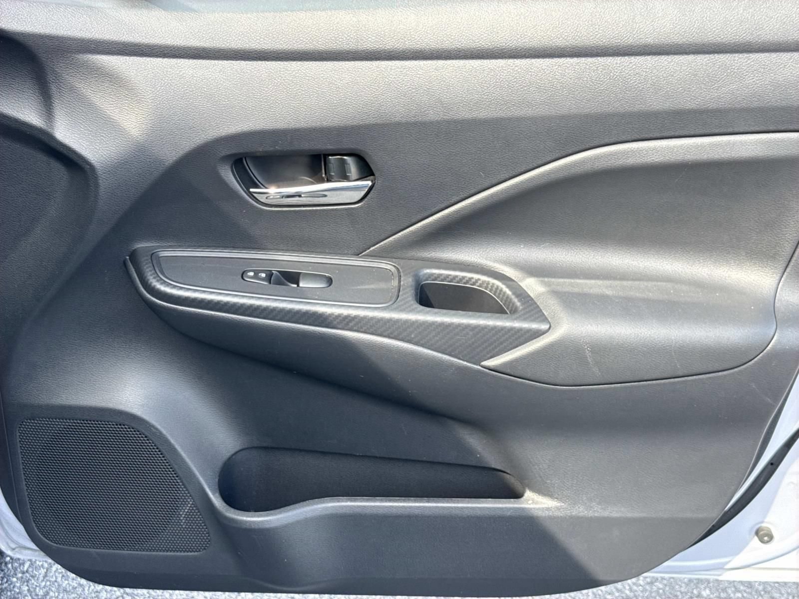 Used 2025 Nissan Versa SV FWD image 24