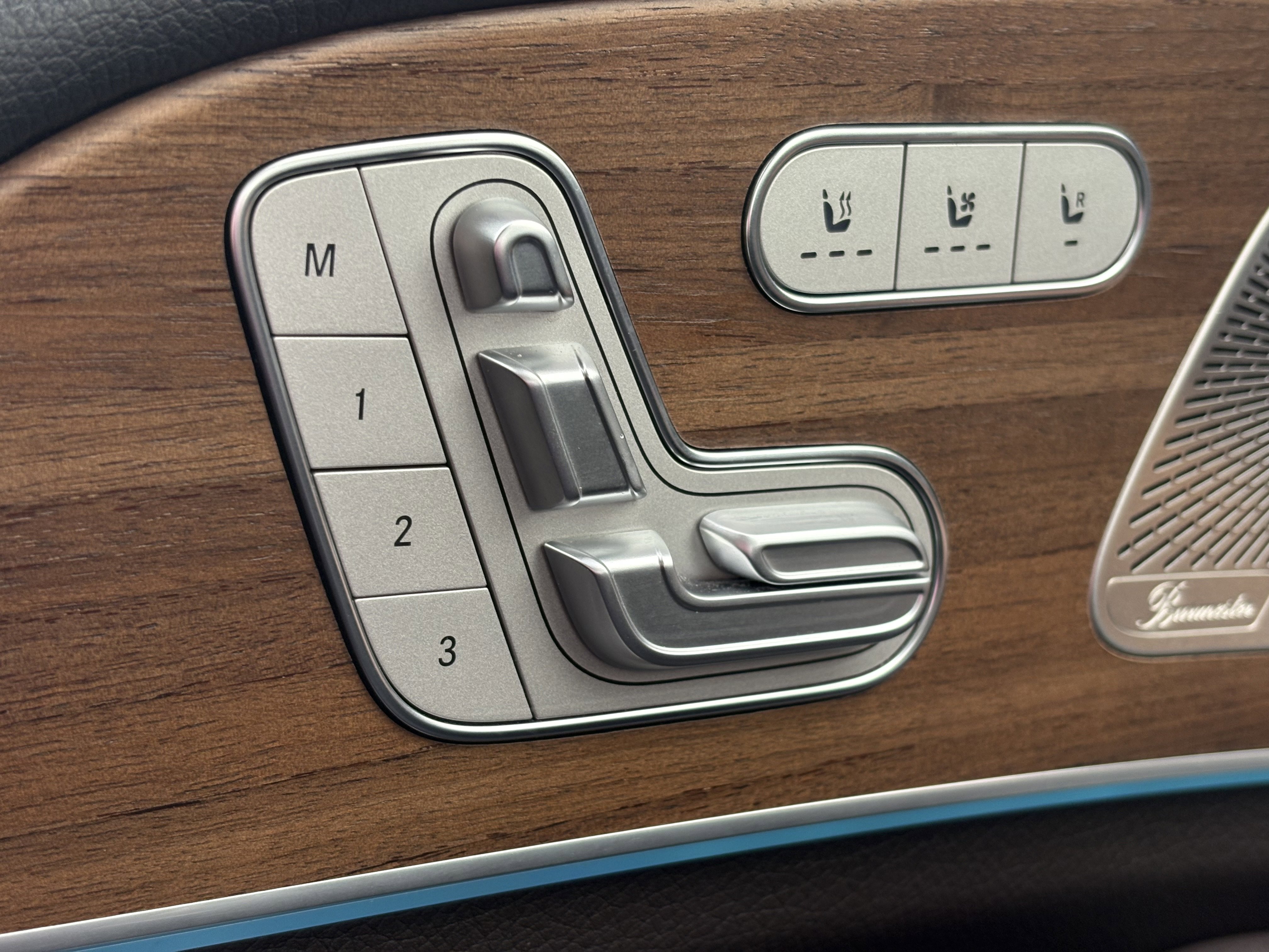 Used 2022 Mercedes-Benz GLS 450 4MATIC image 30