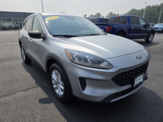 Used 2022 Ford Escape SE w/ Convenience Package AWD/4WD image 1