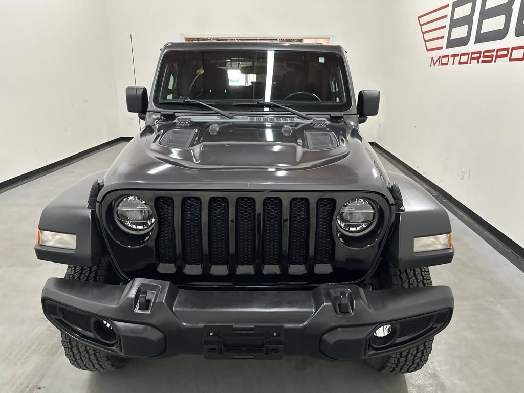 Used 2021 Jeep Wrangler Sport AWD/4WD video 3
