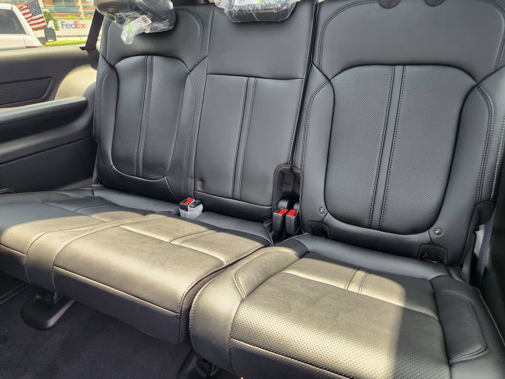New 2026 Jeep Grand Wagoneer L Limited AWD/4WD image 20