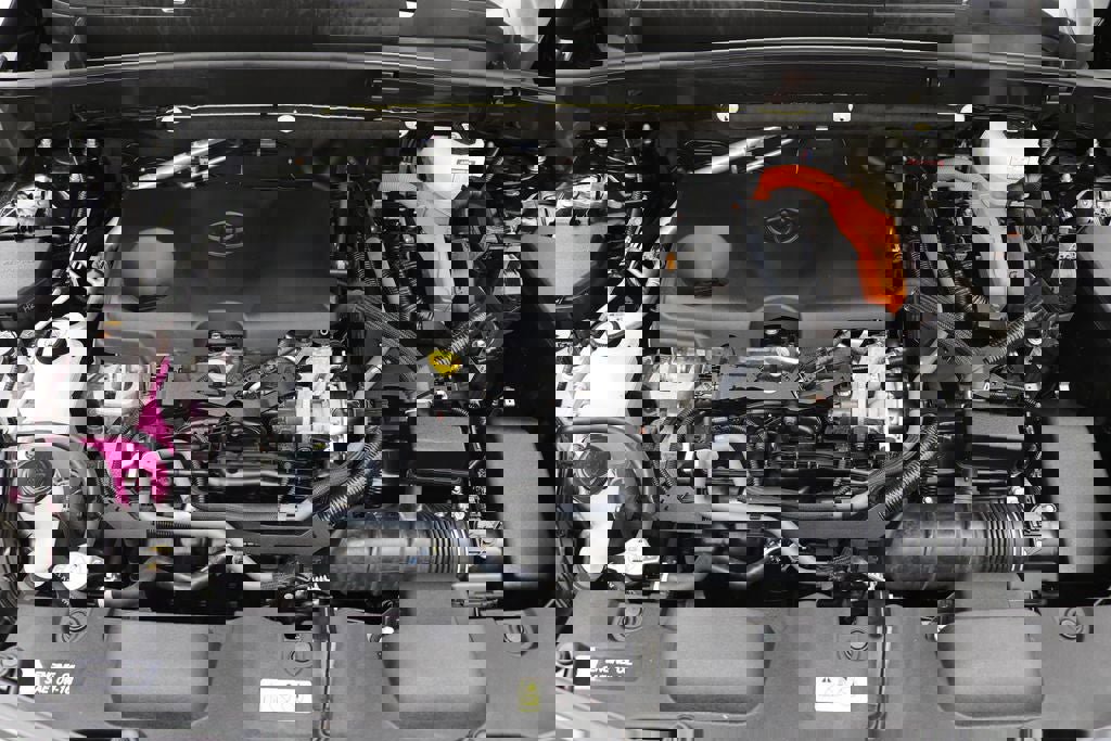 Used 2022 Toyota Venza LE image 20