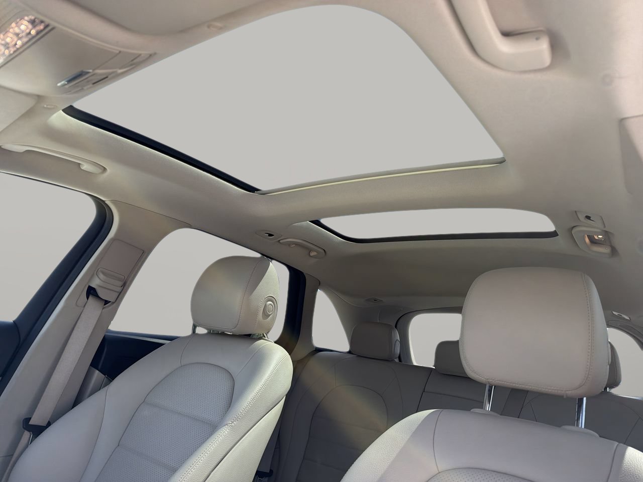 Used 2021 Mercedes-Benz GLC 300 image 21