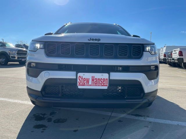 New 2026 Jeep Compass Latitude w/ Quick Order Package 29K AWD/4WD image 8