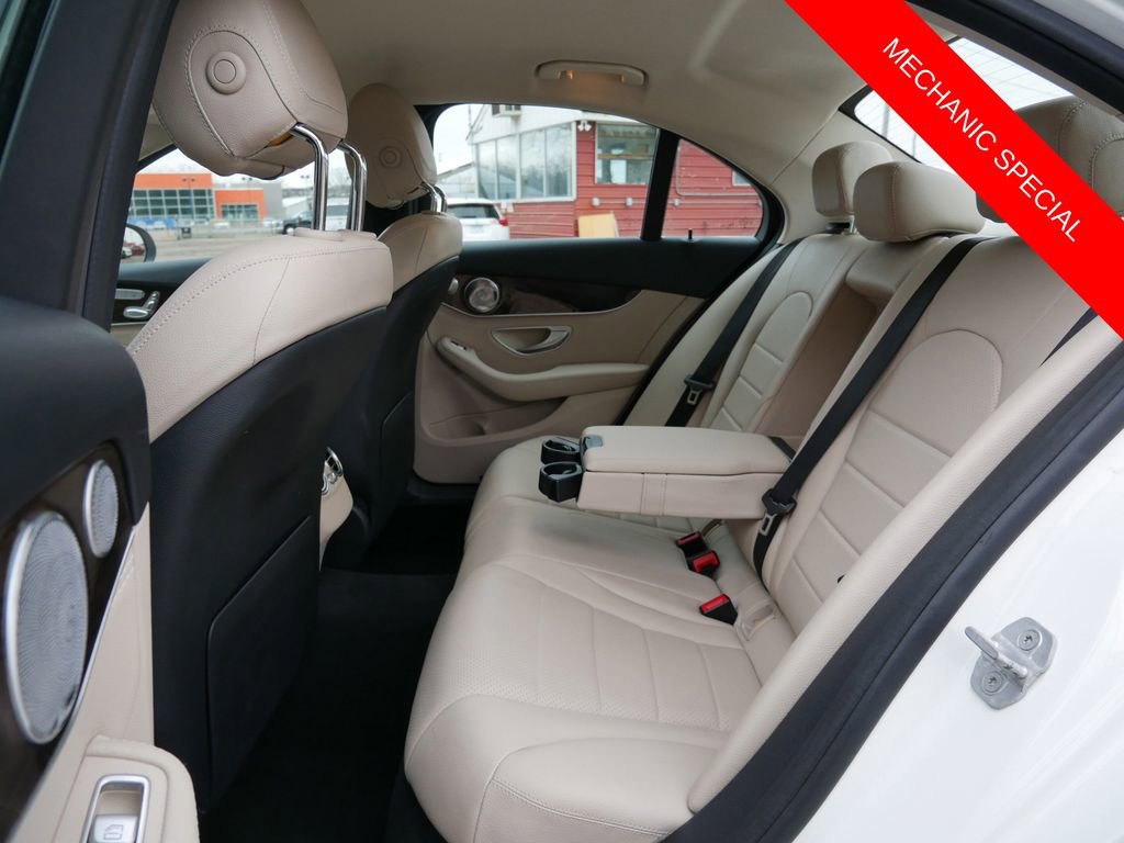 Used 2015 Mercedes-Benz C 300 4MATIC Sedan image 11
