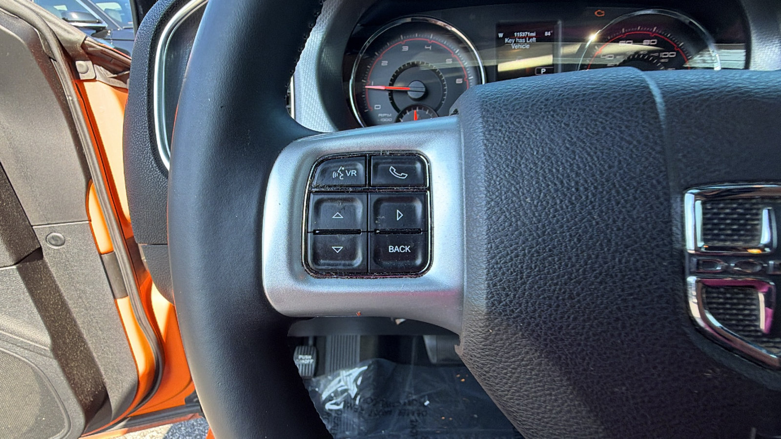 Used 2014 Dodge Charger SXT RWD image 27