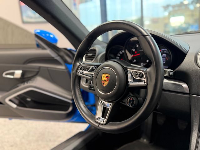 Used 2024 Porsche 718 Cayman RWD image 29