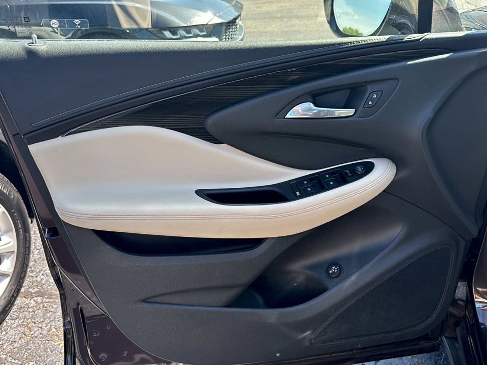 Used 2020 Buick Envision Preferred FWD image 11