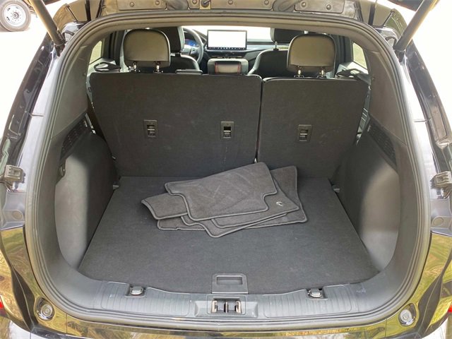 Used 2023 Ford Escape ST-Line Elite image 30