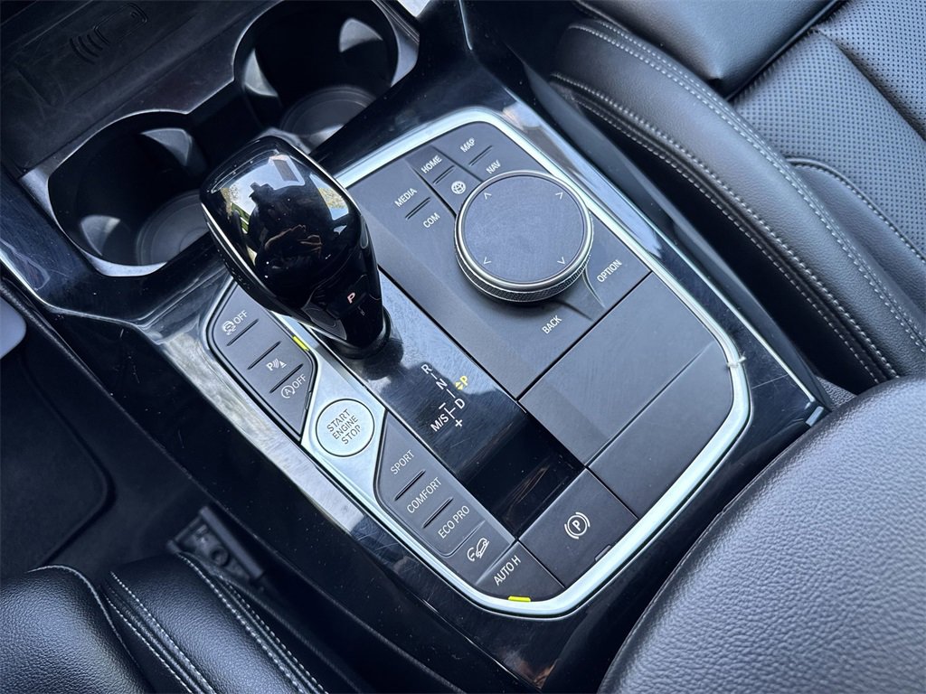 Used 2024 BMW X3 xDrive30i w/ Premium Essential Package image 22