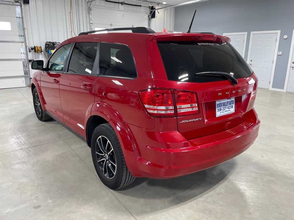 Used 2018 Dodge Journey SE w/ Blacktop Package FWD image 5