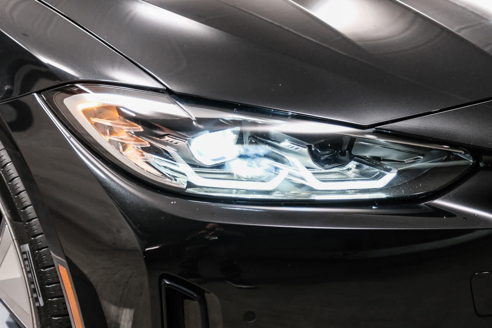 Used 2024 BMW i4 eDrive35 w/ Convenience Package RWD image 14