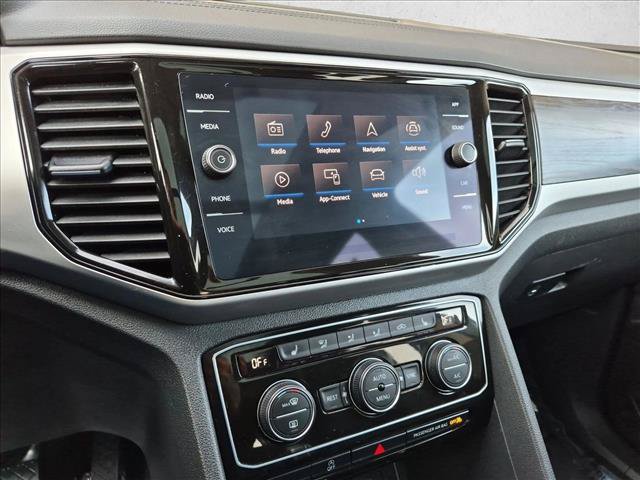Used 2023 Volkswagen Atlas SE w/ Panoramic Sunroof Package AWD/4WD image 19