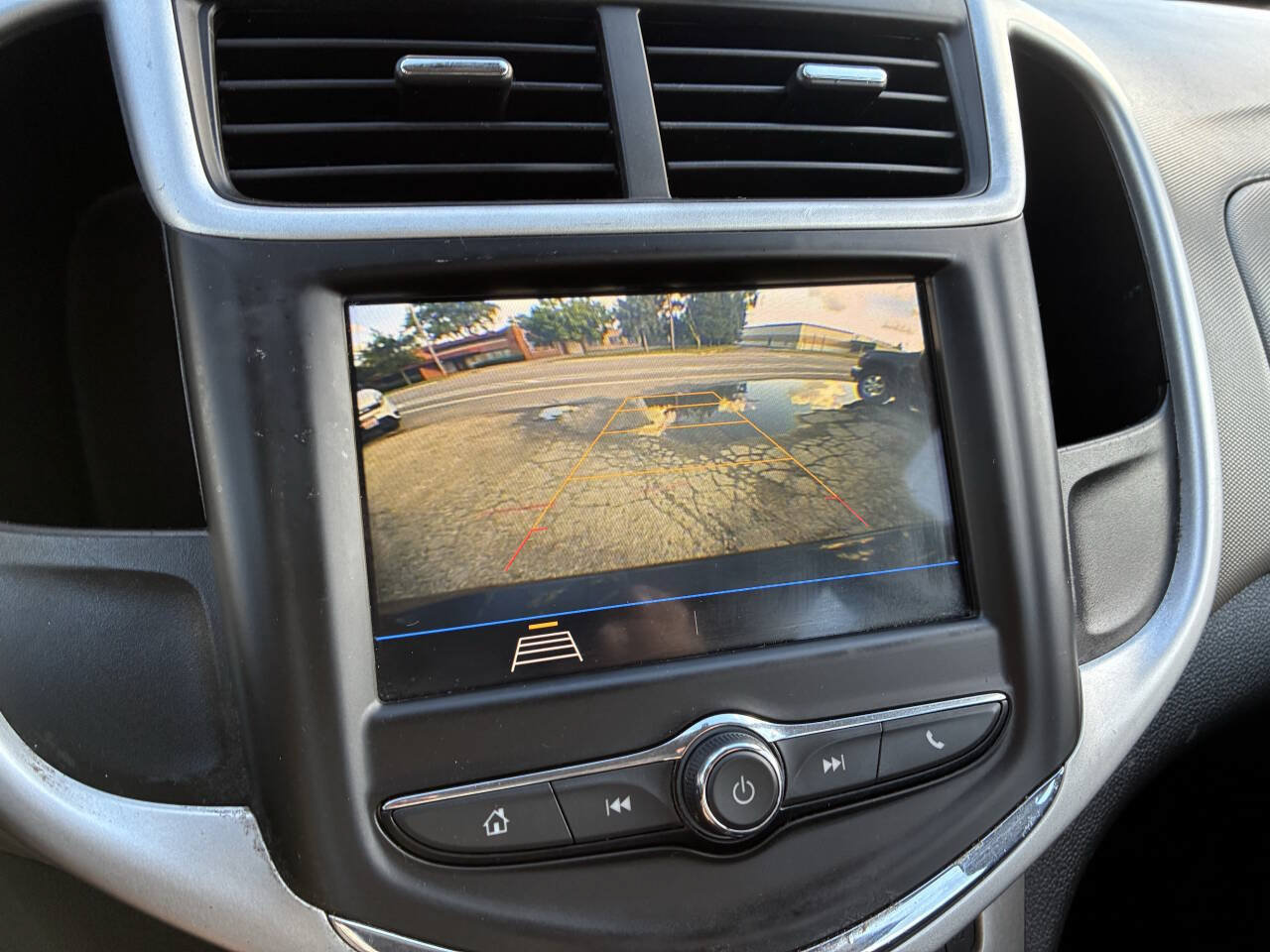 Used 2019 Chevrolet Sonic LT FWD image 25