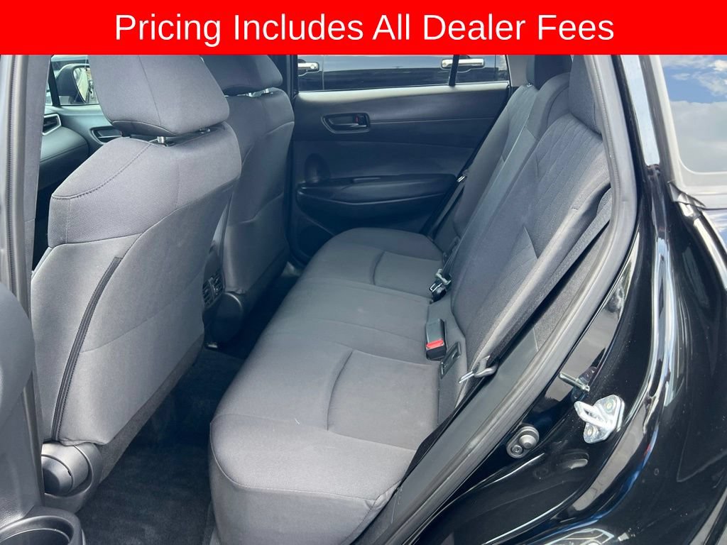 Used 2025 Toyota Corolla Cross LE FWD image 23