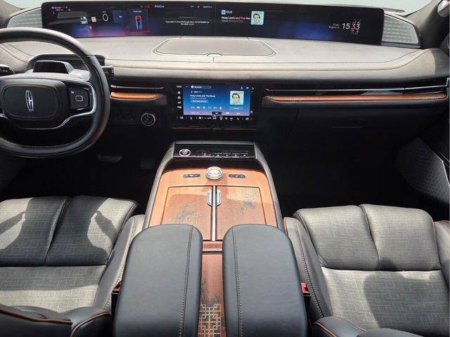 Used 2025 Lincoln Navigator L Black Label AWD/4WD image 15