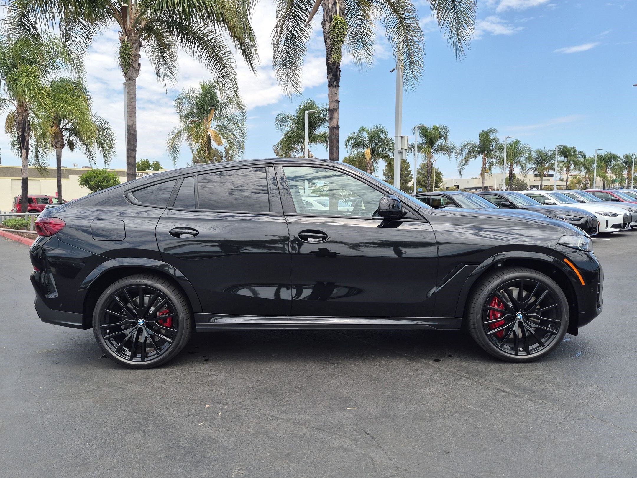 New 2027 BMW X6 M60i AWD/4WD image 11