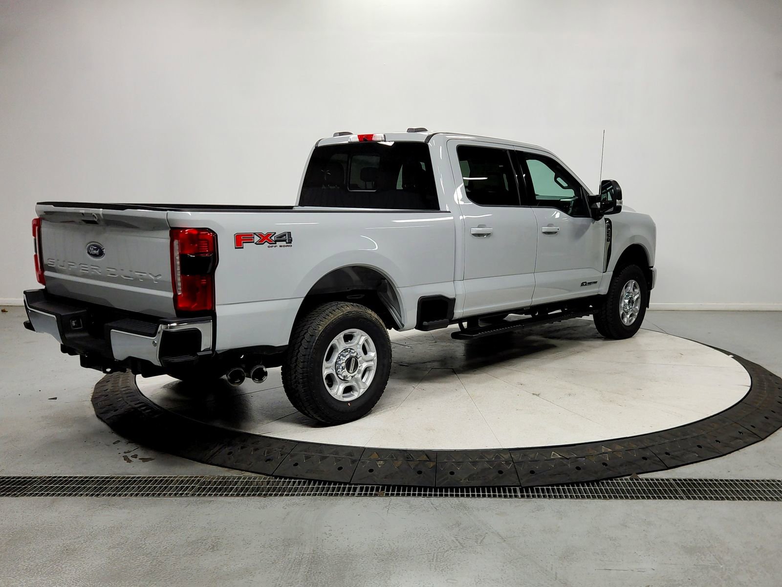 New 2026 Ford F250 XLT w/ XLT Premium Package image 7