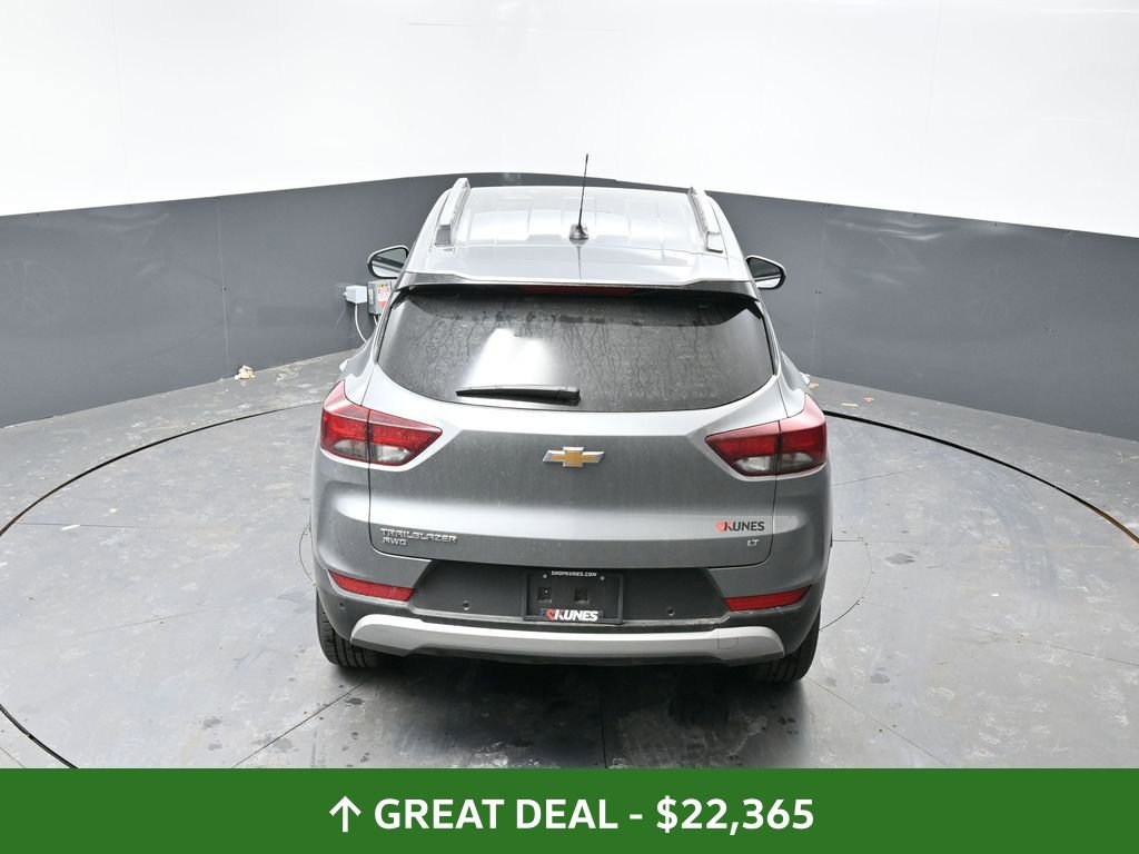 Used 2025 Chevrolet TrailBlazer LT w/ Driver Confidence Package image 24