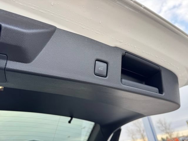 New 2026 Ford Escape ST-Line Select w/ Tech Pack #1 AWD/4WD image 37