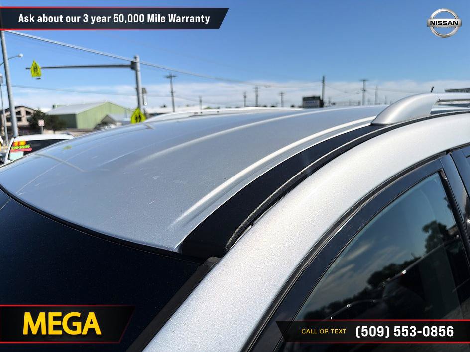 Used 2015 Nissan Pathfinder SV FWD image 15