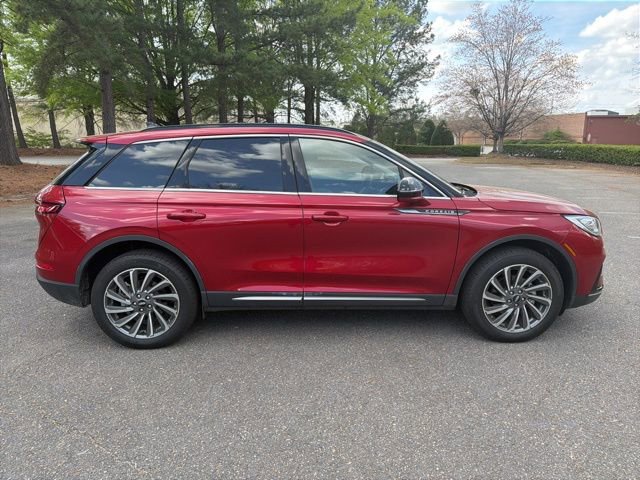 Used 2025 Lincoln Corsair Reserve w/ Equipment Group 202A image 6