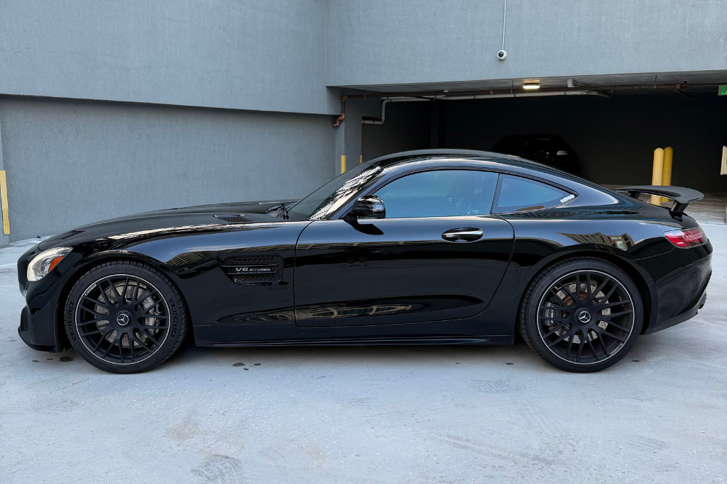 Used 2018 Mercedes-Benz AMG GT Coupe image 4