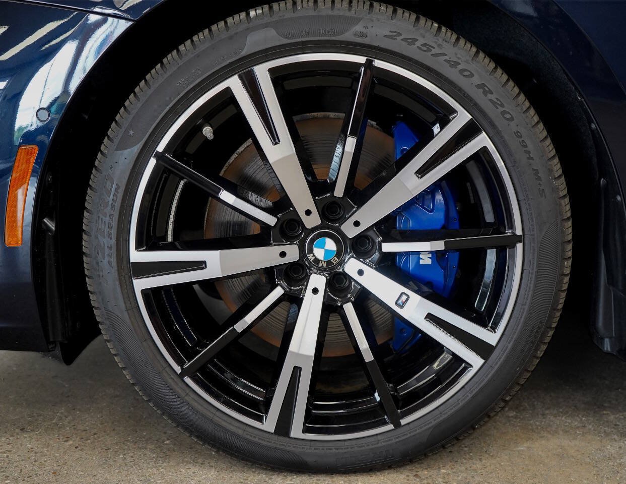 Used 2026 BMW 540i xDrive AWD/4WD image 8