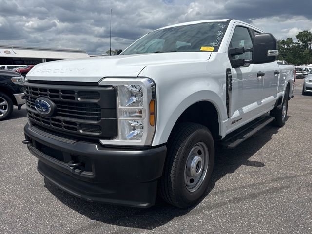Used 2026 Ford F250 XL AWD/4WD image 2