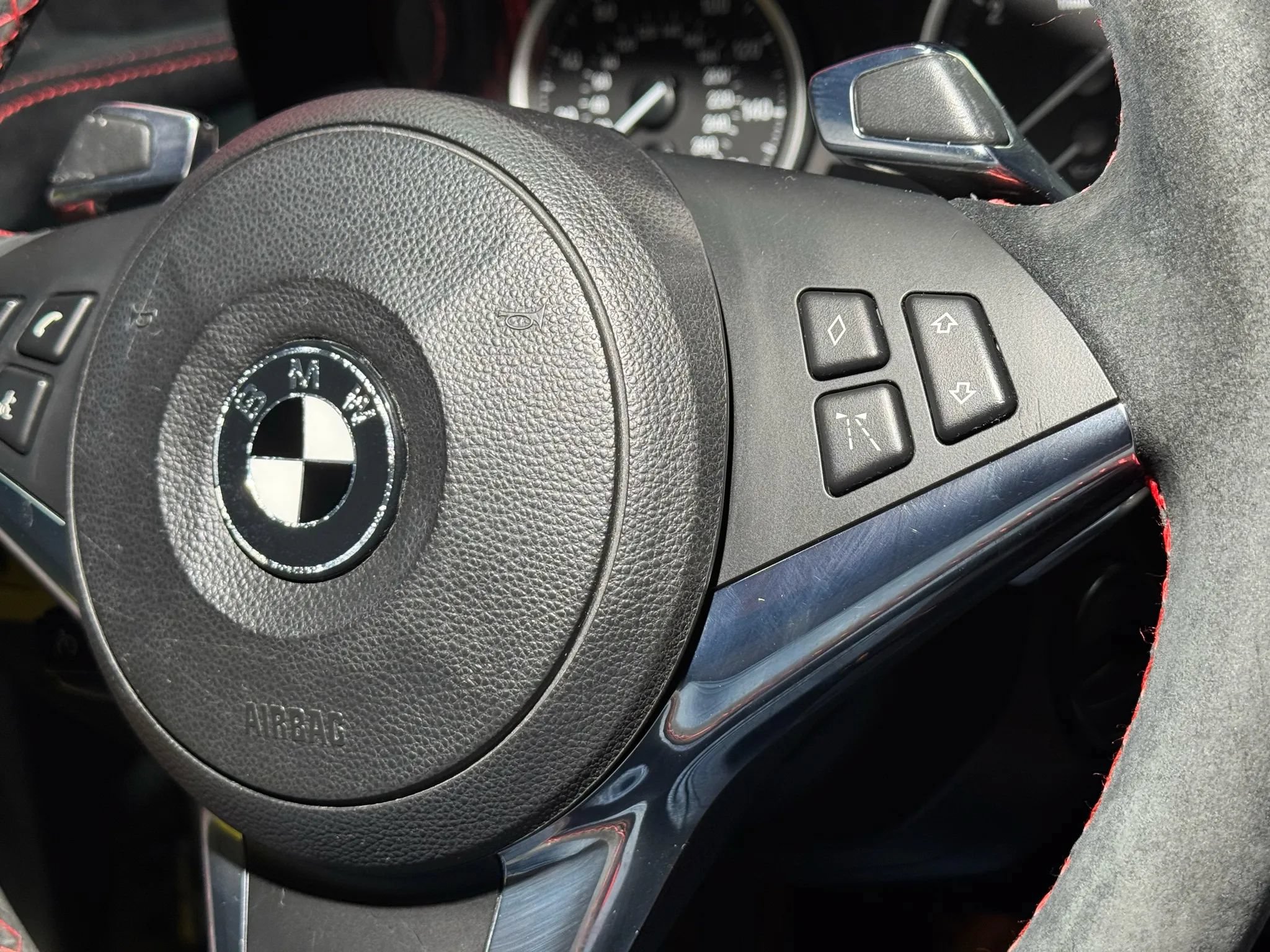 Used 2008 BMW 650i Coupe w/ Sport Pkg RWD image 41