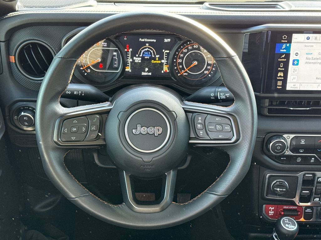 Used 2025 Jeep Gladiator Mojave image 15